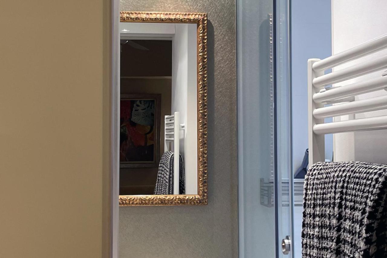 The Corner House Of - A Stroll From The Beach, In The Heart Of The Old Town Appartement *